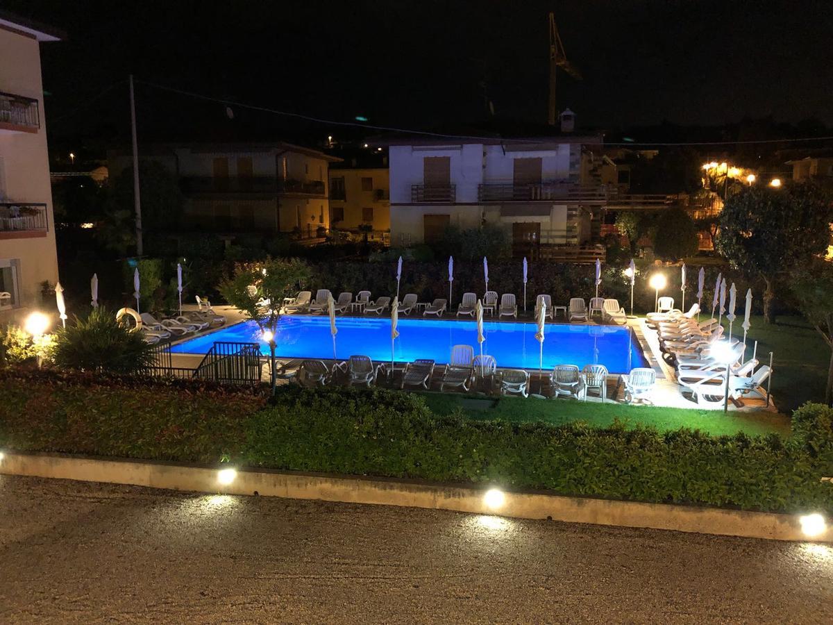 Hotel Paradiso บาร์โดลิโน ภายนอก รูปภาพ
